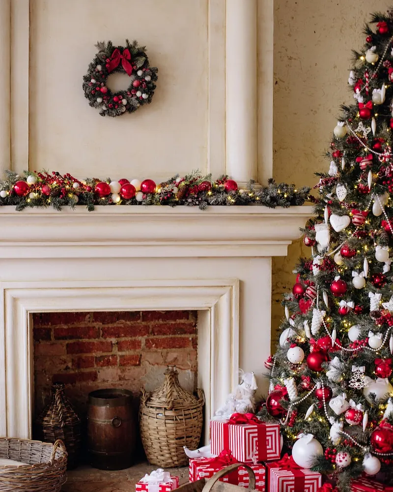 Christmas gifts tradition