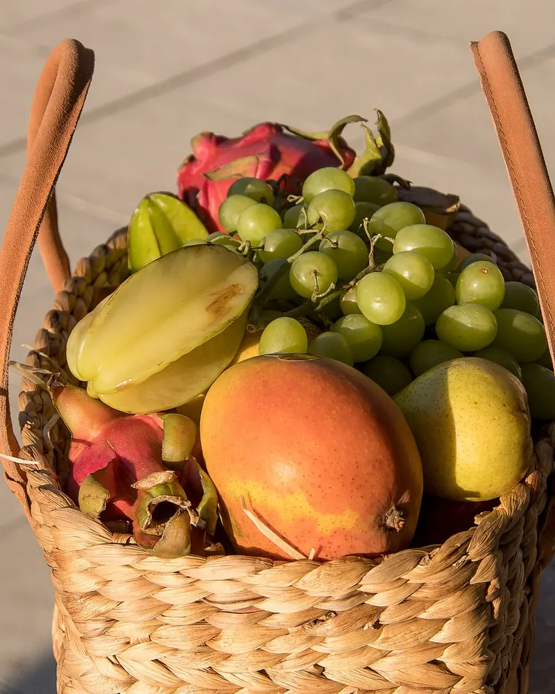 Fruit basket gift