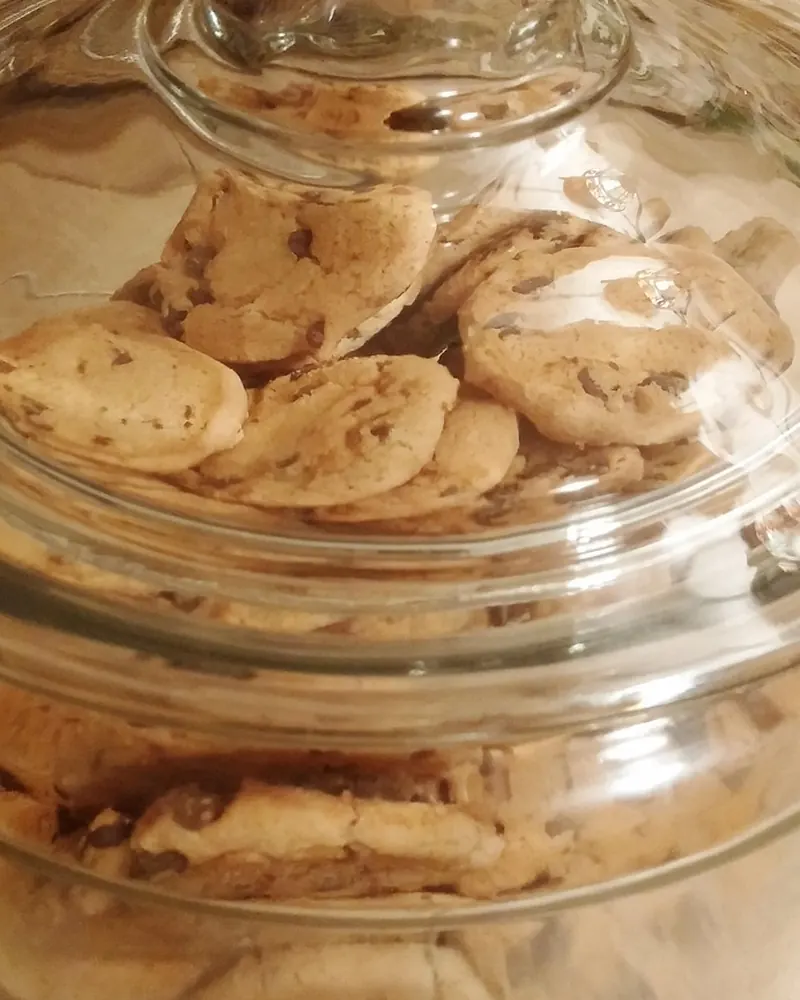 Cookie jar cookies chocolate chip