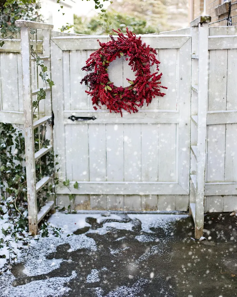 Wreath christmas red berries