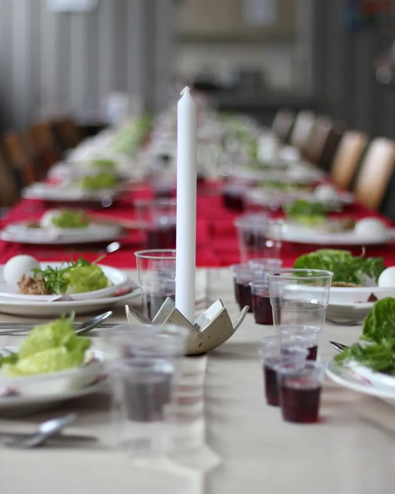 Candle dinner table