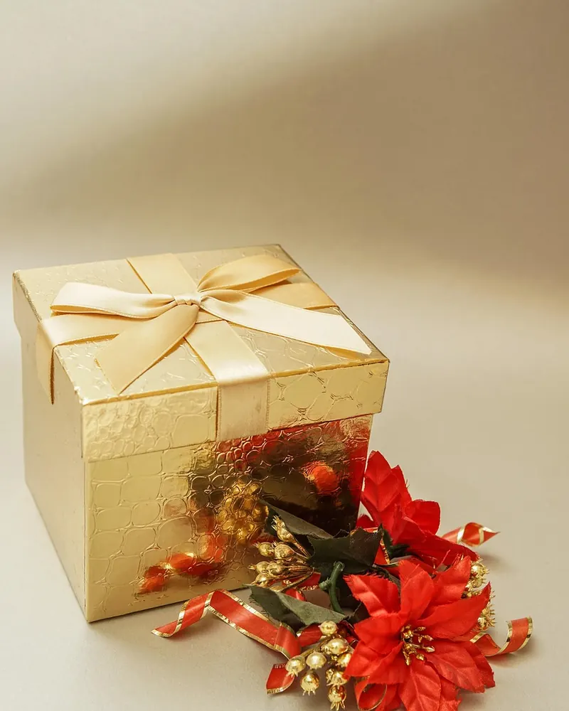 Christmas gift carton
