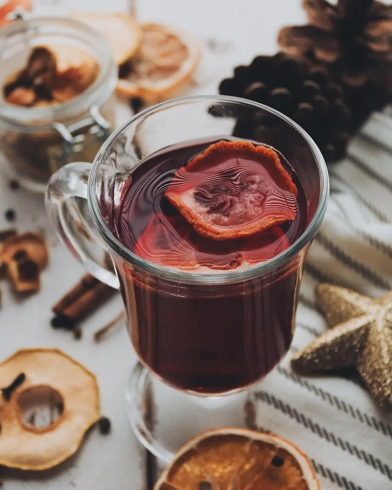 Mulled wine spices cinnamon
