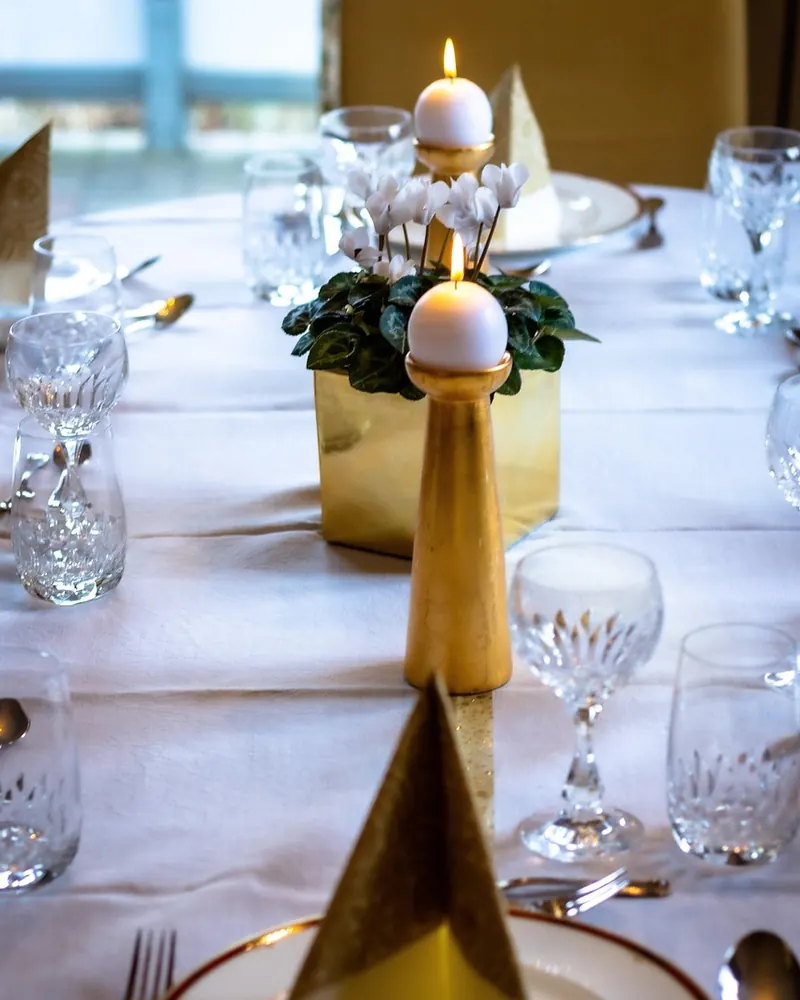 Table centerpiece dinner table