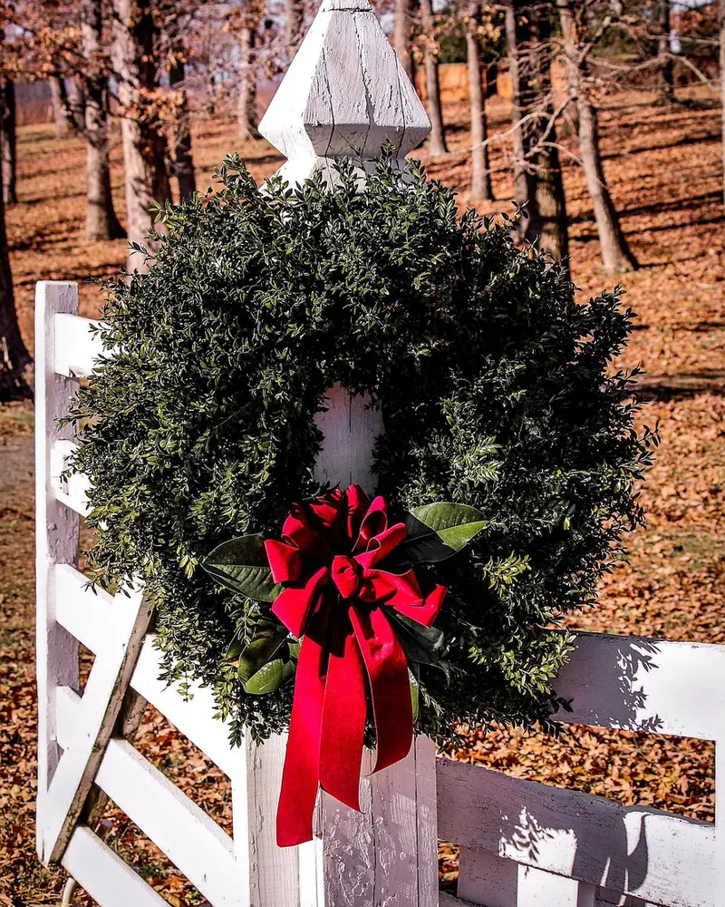 Christmas wreath gate boxwood wreath